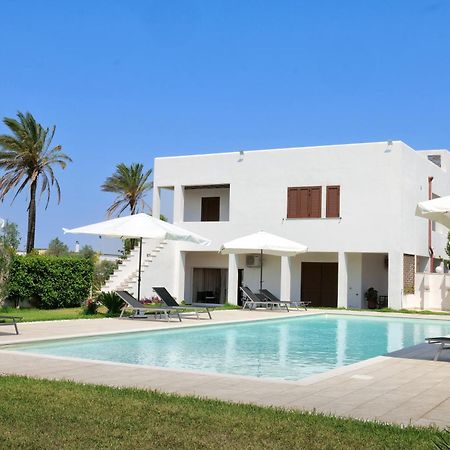Tenuta Ricco With Pool And Garden Cursi Exterior photo